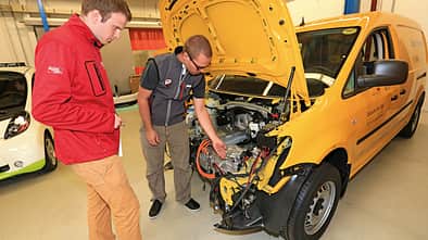 Abt eCaddy, Werkstattbesuch, Technik, Umwelt