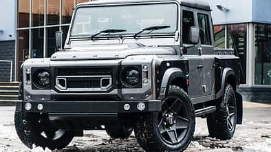 Kahn Design Land Rover Defender