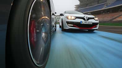 Renault Mégane R.S. Trophy-R, Seat Leon Cupra 280