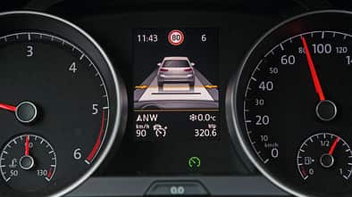 VW Golf, Assistenzsysteme