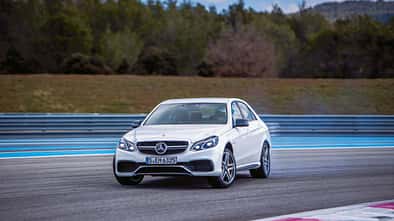 Leserwahl sport auto-Award F 061 - Mercedes E 63 AMG S 4Matic 