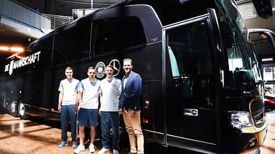 Mercedes Travego M Nationalmannschaft
