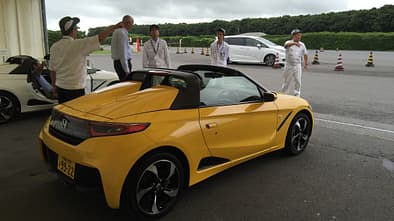 Honda S660