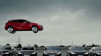 Opel Astra Sprung, Stunt