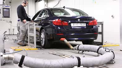 ADAC ECOTest Prüfstand Abgasmessung