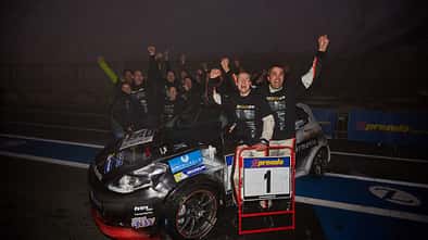 VLN 2015 - Gesamtsieger - Tim & Dirk Groneck