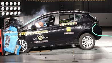 12/2015 EuroNCAP Crashtest Opel Astra