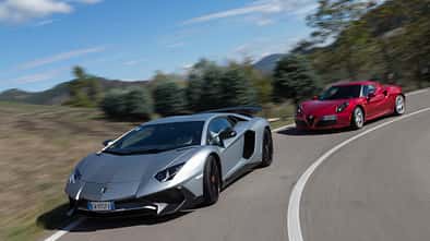 Alfa 4C, Lamborghini Aventador LP750  SV, Frontansicht
