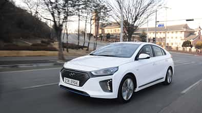 Hyundai Ioniq Hybrid, Fahrbericht, 02/2016