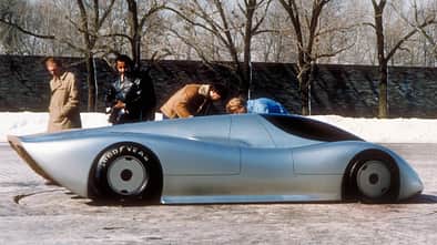 GM Aerotech Ed Welburn Jubiläum