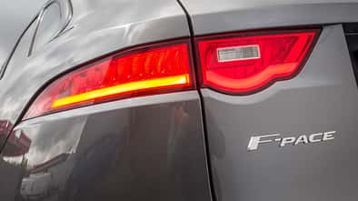 Jaguar F-Pace 30d, Typenbezeichnung