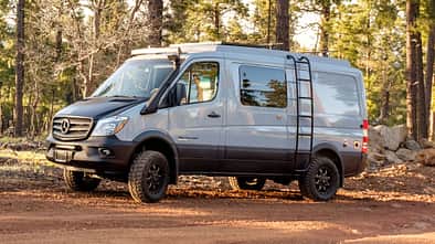 Sportsmobile Mercedes Sprinter 4x4 Wohnmobil