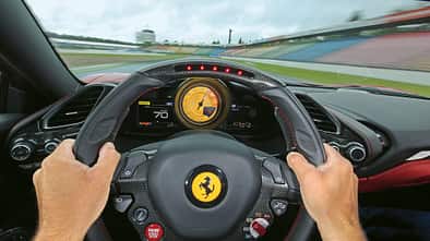Ferrari 488 GTB, Lenkrad, Fahrersicht