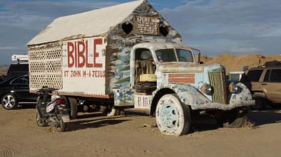 Salvation Mountain Cars, 1939er White Truck