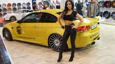 Essen Motor Show 2016, Girls