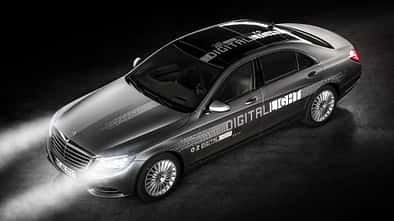 Mercedes Digital Light 