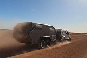 Bruder EXP-6 Offroad Caravan