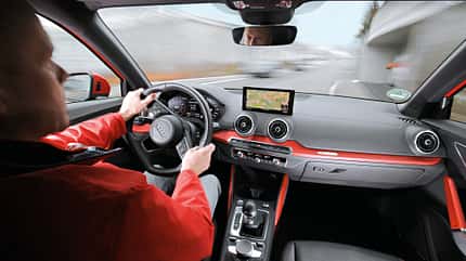 Audi Q2 1.4 TFSI, ams0517, KB Audi Q2 1.4 TFSI, Cockpit, Fahrersicht