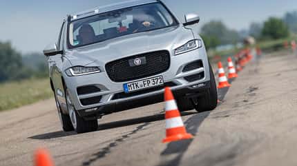 Jaguar F-Pace, Mercedes GLC, Porsche Macan, Volvo XC60, Vergleichstest, AMS1817, SUV Jaguar F-Pace 25d AWD