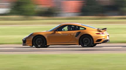 Porsche 911 Turbo S Exclusive 991 (2017) Sport Auto 11/2017 Test Porsche 911 Turbo S Exclusive 991 (2017)