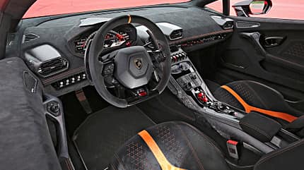 Lamborghini Huracán Performante, Porsche 911 GT2 RS, Vergleichstest, spa0118 Lamborghini Huracán Performante, Interieur