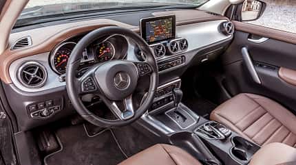 Mercedes X-Klasse gegen Nissan Navara, Renault Alaskan und VW Amarok, Vergleichstest, ams1618 Mercedes X-Klasse Interieur