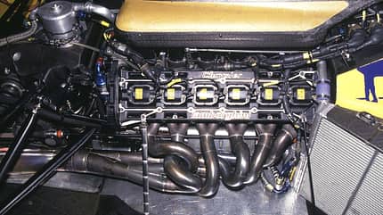 Lotus-Lamborghini 102 - Motor - V12 - Formel 1 1990 Lotus-Lamborghini 102 - Motor - V12 - Formel 1 1990