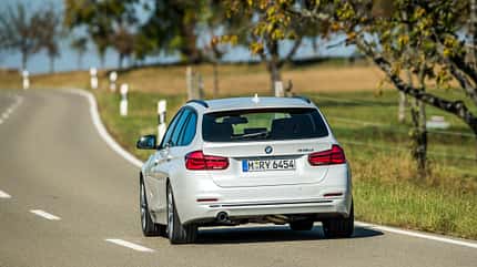 BMW 318d Touring Sport Line, Volvo V60 D3 Momentum, Vergleichstest, ams2019_03 BMW 318d Touring Sport Line, Exterieur
