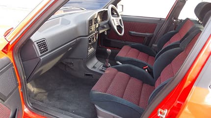 Peugeot 309 GTI (1991) Peugeot 309 GTI (1991)