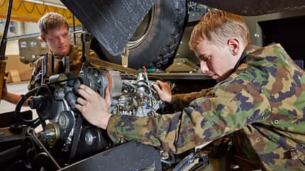 Bucher Duro Schweizer Armee Bucher Duro Schweizer Armee
