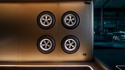 Fahrengold Garage Glas Aluminium Luxus