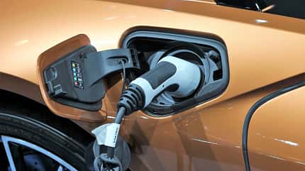 8/2019, Elektroauto laden 8/2019, Elektroauto laden