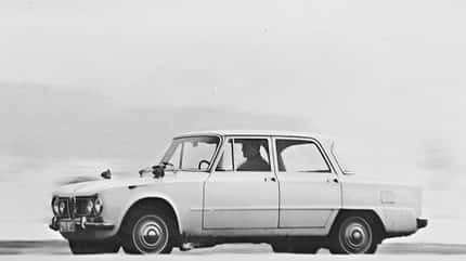 Alfa Romeo Giulia (1962) Alfa Romeo Giulia (1962)