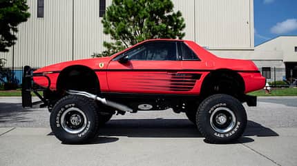 1984er Pontiac Fiero Custom Coupe 1984er Pontiac Fiero Custom Coupe