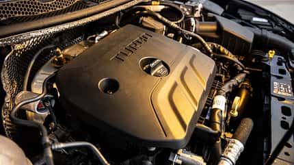 Kia Ceed 1.4 T-GDI GT Line, Opel Astra 1.4 DI Turbo Elegance, Renault Mégane Tce 140 Bose Edition, VW Golf 1.5 eTSI Style, Vergleichstest, ams0520 Opel Astra 1.4 DI Turbo Elegance, Interieur