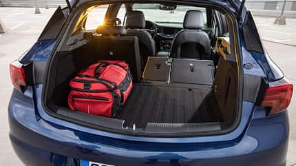 Kia Ceed 1.4 T-GDI GT Line, Opel Astra 1.4 DI Turbo Elegance, Renault Mégane Tce 140 Bose Edition, VW Golf 1.5 eTSI Style, Vergleichstest, ams0520 Opel Astra 1.4 DI Turbo Elegance, Interieur
