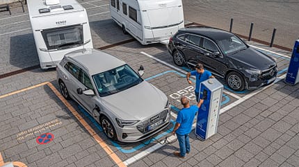 Mercedes EQC, Test ams 2220 Mercedes EQC