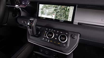 Land Rover Defender 110 D240 S, Interieur