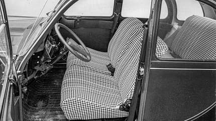 75 Jahre ams 21.1. Ente 2CV