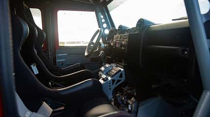 2016er Bowler CSP V8 Prototype "P2", Land Rover Defender, RM Sotheby's, Paris 2021 2016er Bowler CSP V8 Prototype "P2"