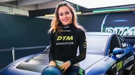Sophia Flörsch - Schaeffler - DTM - 2021 Sophia Flörsch - Schaeffler - DTM - 2021