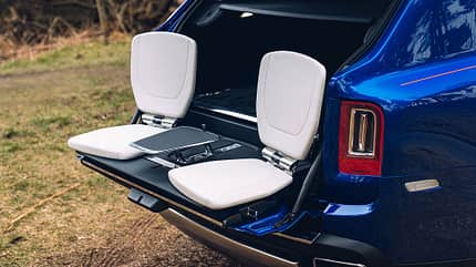 04/2021, Rolls-Royce Cullinan Recreation Module Heckschublade Rolls-Royce Cullinan Recreation Module Heckschublade