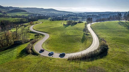 Cupra Formentor VZ 2.0 TSI, Mercedes-AMG GLA 35, VW T-Roc R VT, ams0821 Cupra Formentor VZ 2.0 TSI, Mercedes-AMG GLA 35, VW T-Roc R