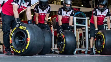 Pirelli - Alfa Romeo - Formel 1 - 2021 Pirelli - Alfa Romeo - Formel 1 - 2021