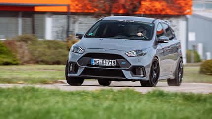 Ford Focus RS, VW Golf R, Gebrauchte Sportwagen, spa0721 Ford Focus RS, Exterieur