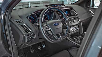 Ford Focus RS, VW Golf R, Gebrauchte Sportwagen, spa0721 Ford Focus RS, Interieur