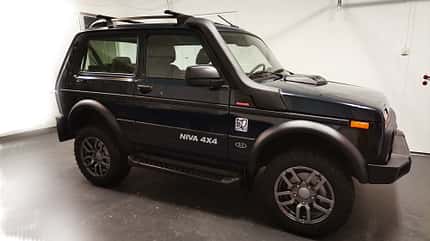 Lada Niva Legend 50th Anniversary Sondermodell Partisan Motors Lada Niva Legend 50th Anniversary Sondermodell Partisan Motors
