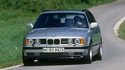 10/2021_BMW M5 Touring (E34) 10/2021_BMW M5 Touring (E34)