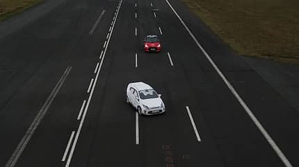 Euro NCAP testet Autobahn-Assistenzsysteme Toyota Yaris 11/2021, Euro NCAP testet Autobahn-Assistenzsysteme Toyota Yaris