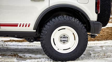 Ford Bronco Pope Francis Center First Edition, Papamobil, 2021 Ford Bronco Pope Francis Center First Edition
